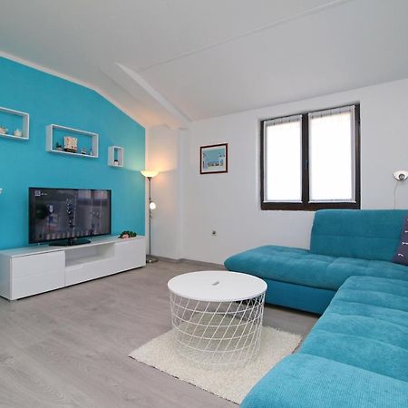 רוביני Apartments Mila מראה חיצוני תמונה