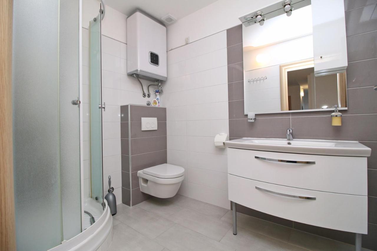 רוביני Apartments Mila מראה חיצוני תמונה
