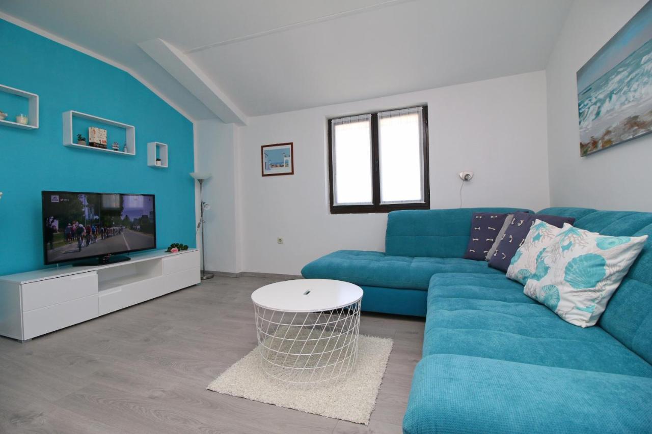רוביני Apartments Mila מראה חיצוני תמונה