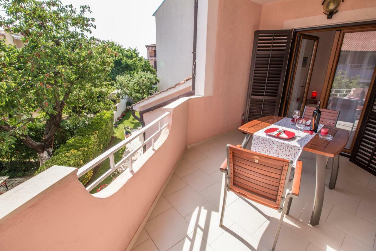 רוביני Apartments Mila מראה חיצוני תמונה